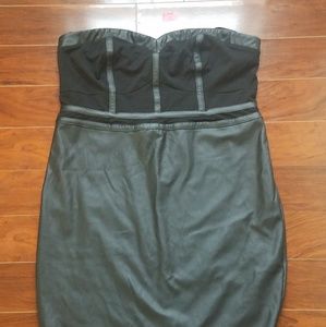 Black strapless dress